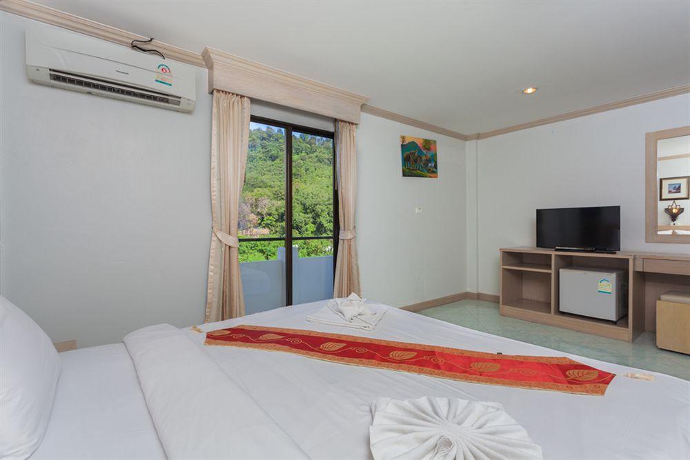 The Little Moon Residence Patong Екстер'єр фото